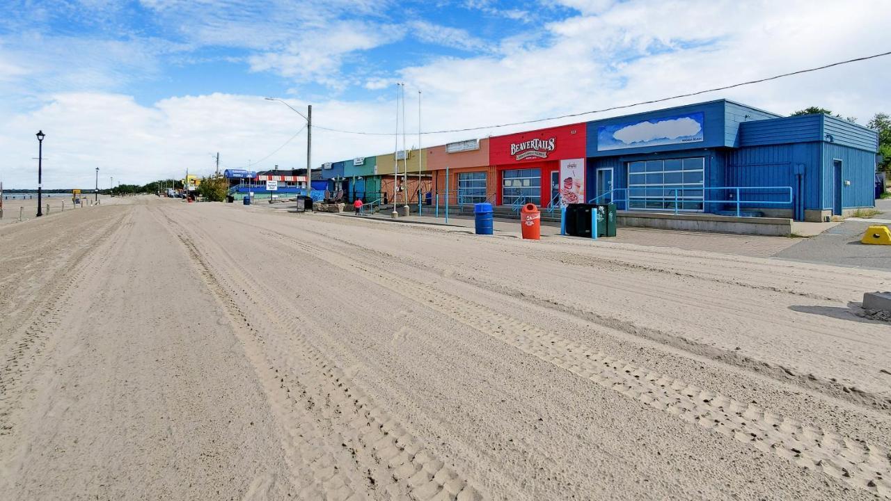 Main Beach River Retreat - Wasaga Beach 1 - Main Strip - 95 Mosley St 외부 사진