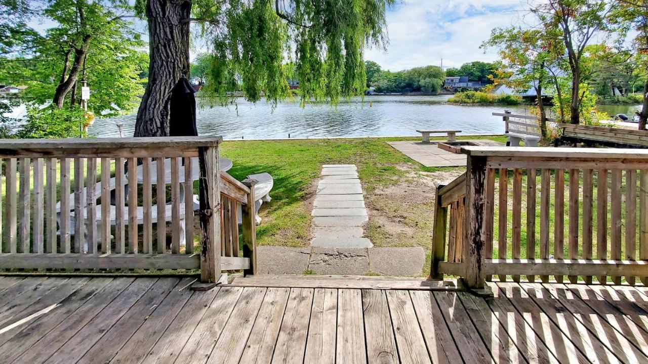 Main Beach River Retreat - Wasaga Beach 1 - Main Strip - 95 Mosley St 외부 사진