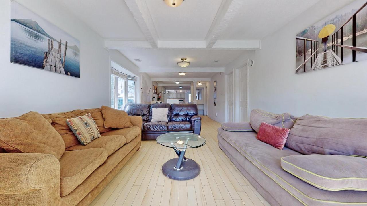 Main Beach River Retreat - Wasaga Beach 1 - Main Strip - 95 Mosley St 외부 사진