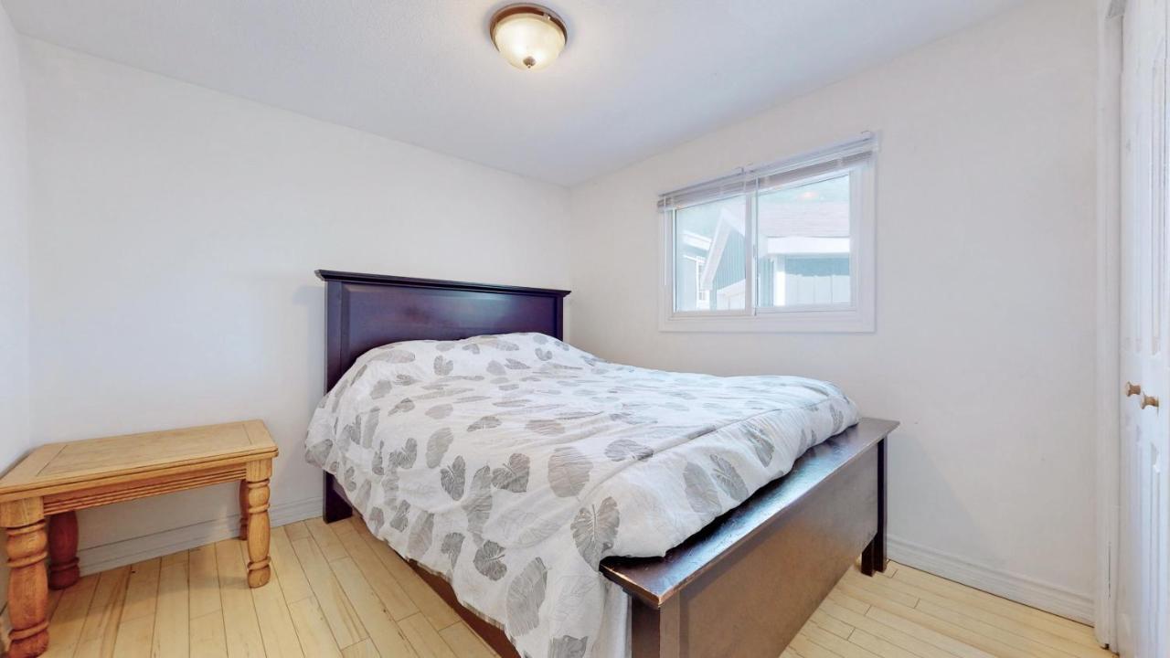 Main Beach River Retreat - Wasaga Beach 1 - Main Strip - 95 Mosley St 외부 사진
