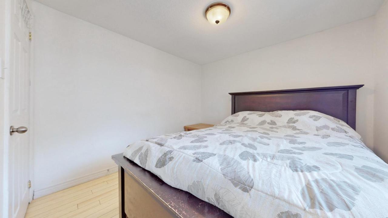 Main Beach River Retreat - Wasaga Beach 1 - Main Strip - 95 Mosley St 외부 사진