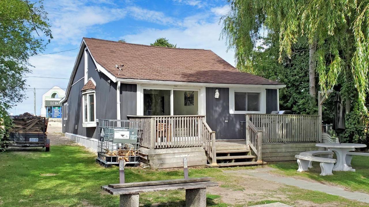 Main Beach River Retreat - Wasaga Beach 1 - Main Strip - 95 Mosley St 외부 사진
